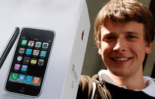 Ver v&iacute;deo  'El iPhone se vende desde hoy en Espa&ntilde;a'