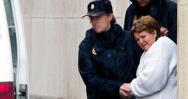 Isabel Garc&iacute;a queda en libertad provisional tras no declarar en el juzgado
