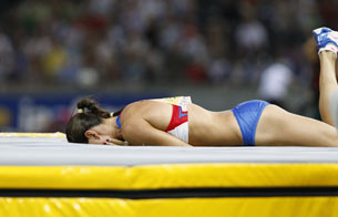 Ver v&iacute;deo  'Isinbayeva, fuera de la final'