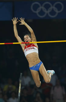 Isinbayeva, oro y récord del mundo Isinbayeva, oro y récord del mundo