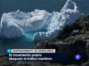 Ir al Video&nbsp;Una isla de hielo se desprende de un glaciar en Groenlandia