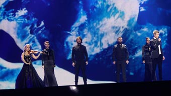 Ver v&iacute;deo  'Islandia - Gr&eacute;ta Sal&oacute;me and J&oacute;nsi - Never Forget'