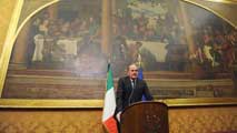 Ir al Video&nbsp;En Italia, Bersani est&aacute; en manos de Berlusconi para formar gobierno