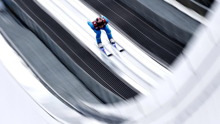 Jacobsen gana en Garmisch y afianza su dominio