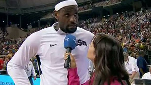 Ver v&iacute;deo  'James: "Espa&ntilde;a ha hecho un gran partido"'