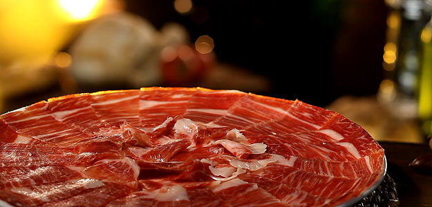 El jam&oacute;n ib&eacute;rico es una de las "joyas" de nuestra gastronom&iacute;a.