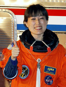 La japonesa Naoko Yamazaki momentos antes de partir en el Discovery