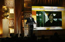 Javier Bardem recibe el Globo de Oro al mejor actor de reparto por la pel&iacute;cula No es pa&iacute;s para viejos
