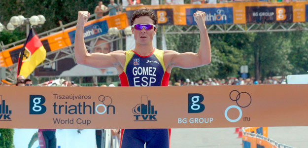 G&oacute;mez Noya llegar&aacute; a Pek&iacute;n como l&iacute;der de la clasificaci&oacute;n mundial de triatl&oacute;n.