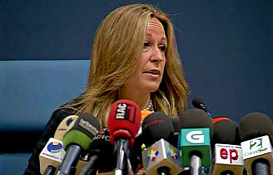 Trinidad Jim&eacute;nez pide "tranquilidad"