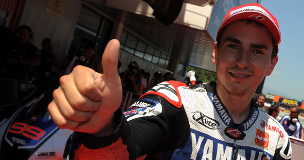 Jorge Lorenzo se muestra satisfecho con su segunda posición en la clasificación del GP de Catalunya. Jorge Lorenzo se muestra satisfecho con su segunda posición en la clasificación del GP de Catalunya.