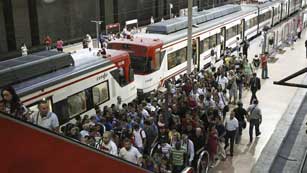 Ver v&iacute;deo  'Jornada de huelga en RENFE ante la inminente liberalizaci&oacute;n del sector'