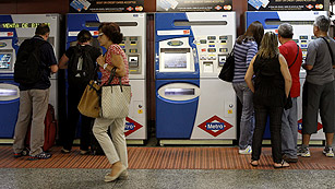 Ver v&iacute;deo  'Jornada de paros en el metro y los autobuses urbanos de Madrid'