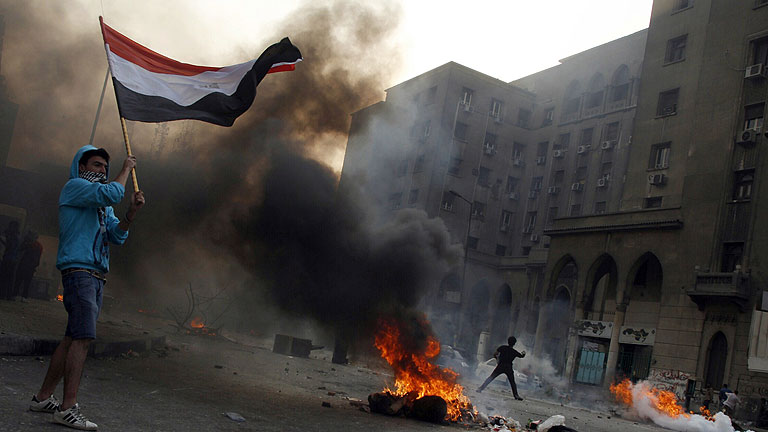 Nuevos ataques mortales en Egipto tras una jornada de choques entre islamistas y policía
