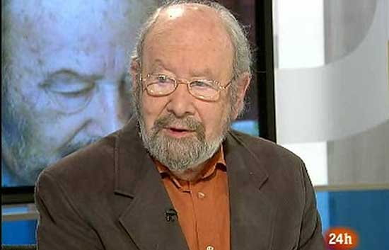 Desayunos - Jos&eacute; Caballero Bonald con su libro "La noche no tiene paredes"