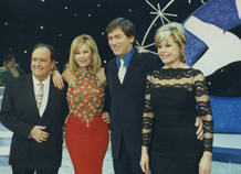 Jos&eacute; Luis Uribarri con Ana Obreg&oacute;n, Pedro Roll&aacute;n y Laura Valenzuela en TVE.