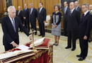 Jos&eacute; Manuel Garc&iacute;a-Margallo jura su cargo como ministro de Asuntos Exteriores.