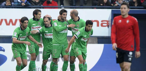 El Racing de Santander ha dado la sorpresa en el campo de Osasuna.