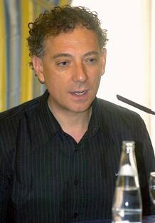 JUAN CARLOS MESTRE PREMIO NACIONAL DE POES&Iacute;A