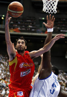 Juan Carlos Navarro en un partido con la selecci&oacute;n.