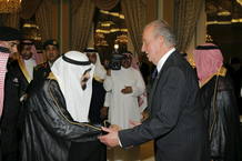 Juan Carlos I viaja a Arabia Saud&iacute;