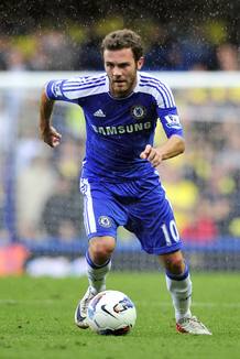 Juan Mata, flamante fichaje del Chelse que empieza marcando goles.