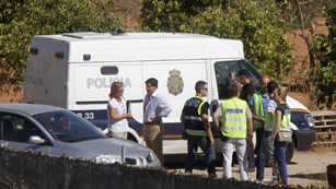 Ver v&iacute;deo  'El juez imputa a Bret&oacute;n dos delitos de asesinato con alevos&iacute;a'