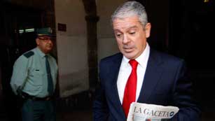 Ver v&iacute;deo  'El juez reclama a la Comunidad de Madrid 317 contratos con G&uuml;rtel'