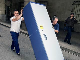 Ver vídeo 'La Junta de Andalucía deposita en el juzgado las actas de Gobierno por los ERE' Ver vídeo 'La Junta de Andalucía deposita en el juzgado las actas de Gobierno por los ERE'