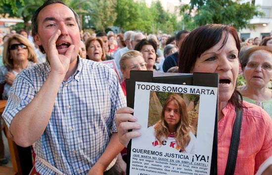 Protesta por la puesta en libertad del hermanastro del asesino confeso de Marta del Castillo