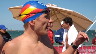 Kiko Herv&aacute;s ultima su preparaci&oacute;n para Londres 2012 en aguas abiertas