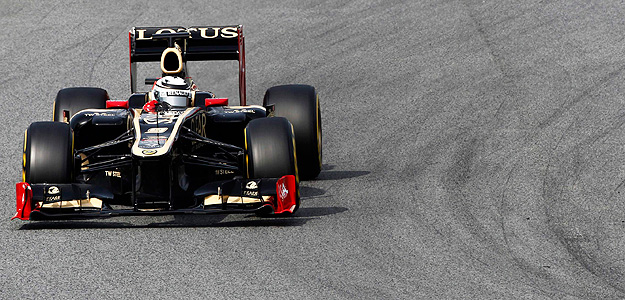 Kimi Raikkonen, a bordo de su Lotus.
