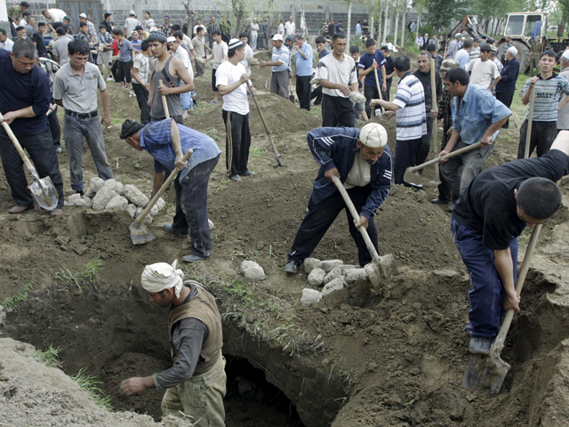 En Kirguizist�n son ya 117 los muertos y m�s de 1500 los heridos en enfrentamiento �tnicos