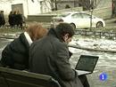 Ir al Video&nbsp;El Kremlin fija sus ojos en internet, el medio donde se promueven las protestas