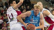 El Asefa Estudiantes ha conseguido una victoria que no lograba desde hace diez a&ntilde;os, al ganar en el Buesa Arena al Laboral Kutxa por 80-90.