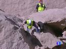 Ir al Video&nbsp;Una ladera se ha desplomado sobre varias viviendas en Almeria