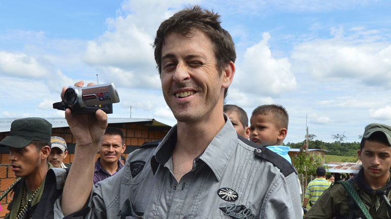 Langlois, reci&eacute;n liberado por las FARC, pide que no se olvide el conflicto de Colombia