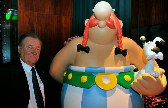 Lanzamiento en Par�s de El aniversario de Ast�rix y Ob�lix - El libro de oro