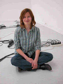 La artista Lara Almarcegui ha ganado el premio Ojo Cr&iacute;tico a las Artes Pl&aacute;sticas 2008.