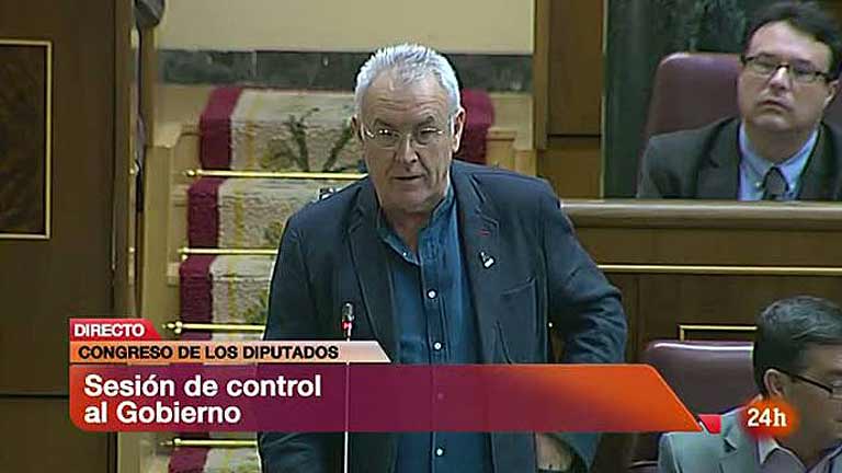 Lara reprocha a Rajoy los ajustes y el presidente del Gobierno responde que pronto habr&aacute; crecimiento