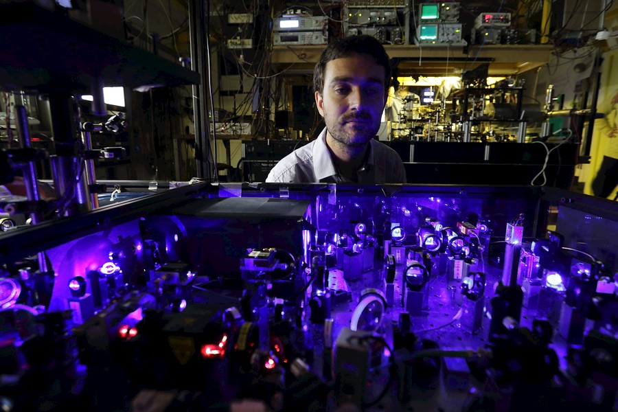 L&aacute;seres para crear el reloj perfecto