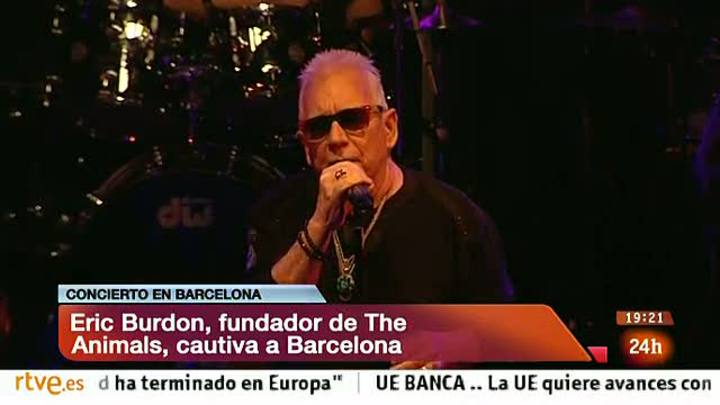 Ir al Video&nbsp;El legendario elixir de Eric Burdon hipnotiza Barcelona