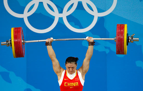 La china Lei Cao, oro en halterofilia