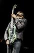 Lenny Kravitz inaugura la Caja M&aacute;gica
