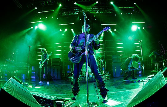 Lenny Kravitz inaugura la Caja M�gica