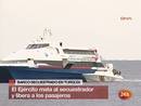 Ir al Video&nbsp;Liberan a los pasajeros de un barco secuestrado en Turqu&iacute;a