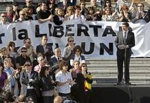 "POR LA LIBERTAD.ETA NO.ASKATASUNA" LEMA DE LA MANIFESTACI&Oacute;N DE REPULSA