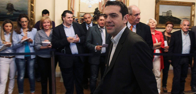 El líder de la Coalición de Izquierda Radical (Syriza) llega al palacio presidencial, el 17 de mayo El líder de la Coalición de Izquierda Radical (Syriza) llega al palacio presidencial, el 17 de mayo