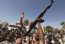 El l&iacute;der de Ham&aacute;s Yehya Al-Senwar, liberado en el canje por Gilad Shalit, llega a Gaza