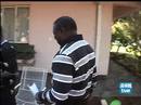 Ir al Video&nbsp;El l&iacute;der opositor de Zimbabue se retira y deja el campo libre a Mugabe